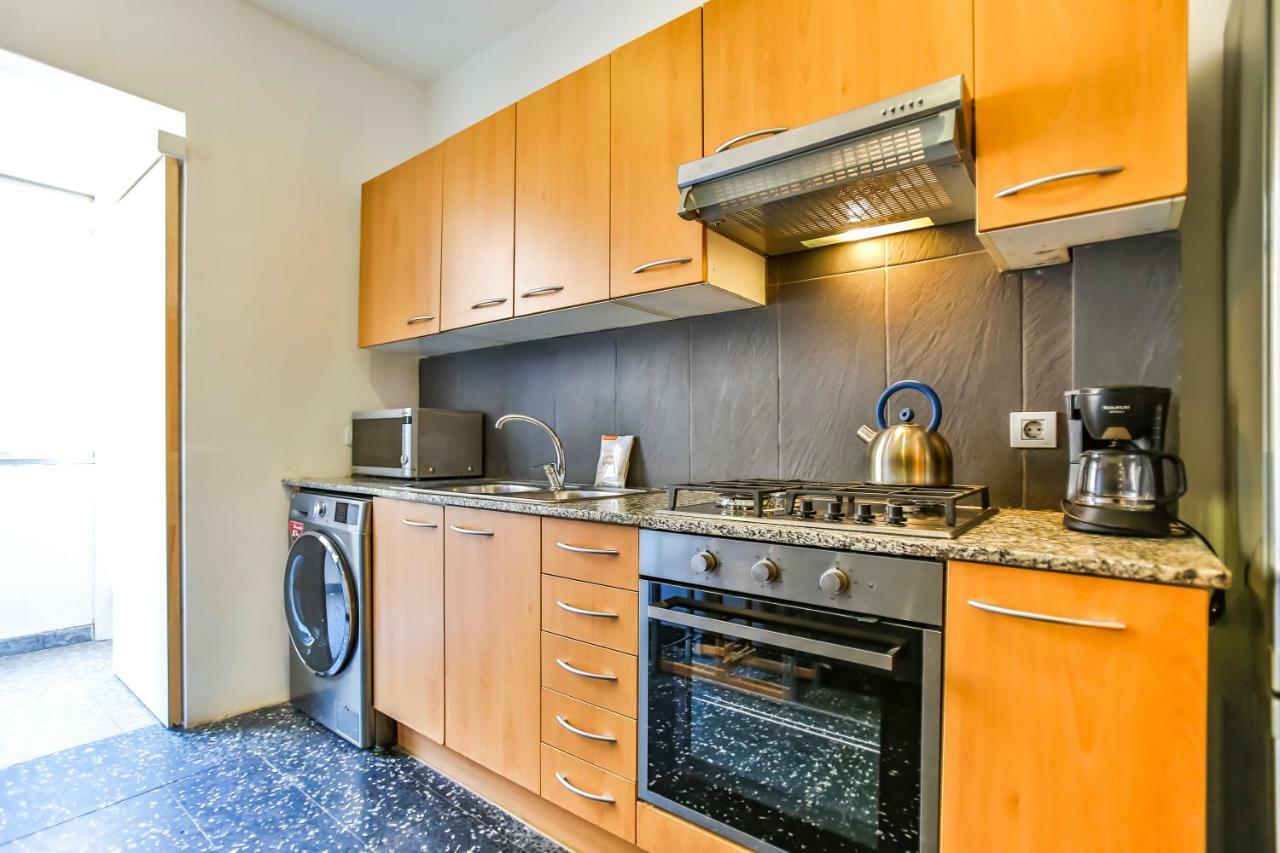 Basic Platja Apartment Barcelona Luaran gambar