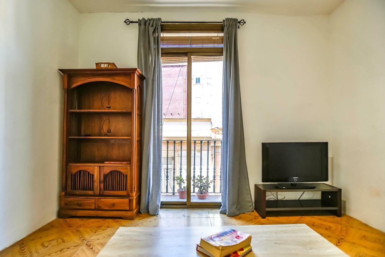 Basic Platja Apartment Barcelona Luaran gambar