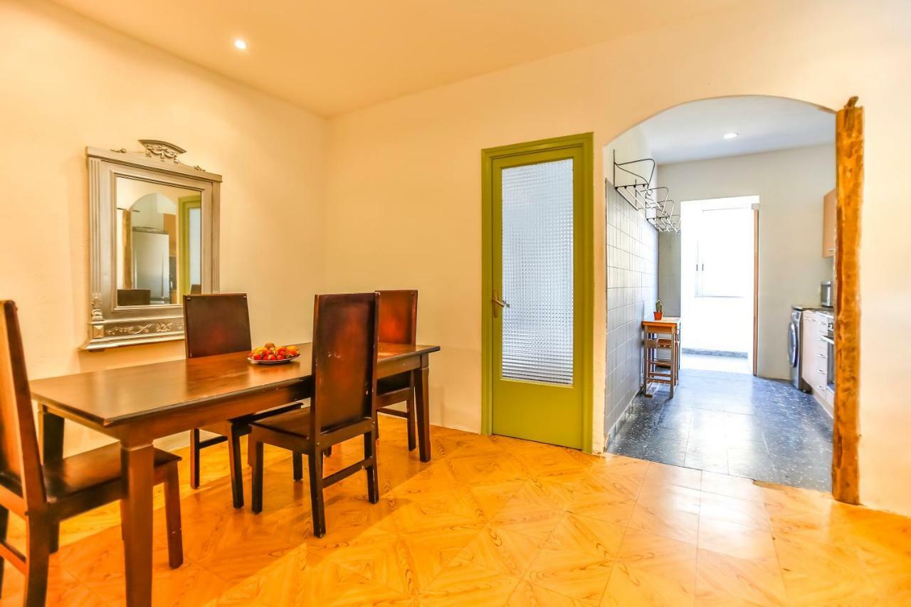 Basic Platja Apartment Barcelona Luaran gambar